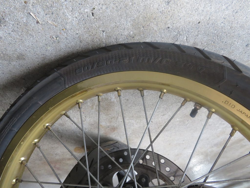 Motorrad Austragung Reifenfabrikatsbindung